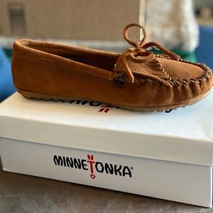 Minnetonka Women’s “Kilty” in Brown - Size 8.5